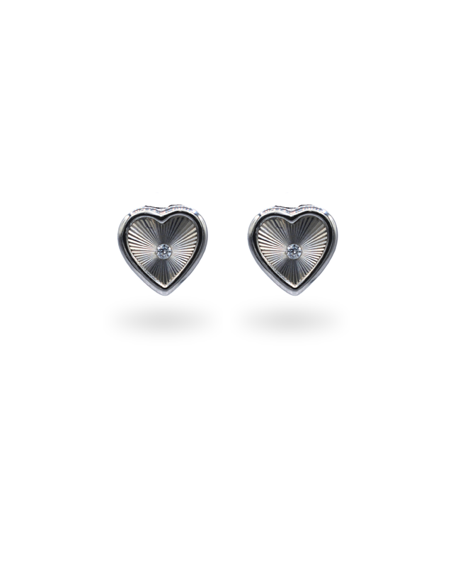 LITTLE HEART EARRING